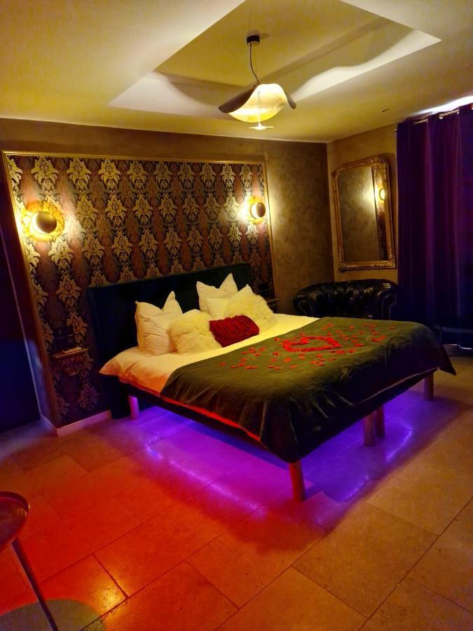 L'Aphrodite Jacuzzi Privatif Saint-Zacharie Esterno foto
